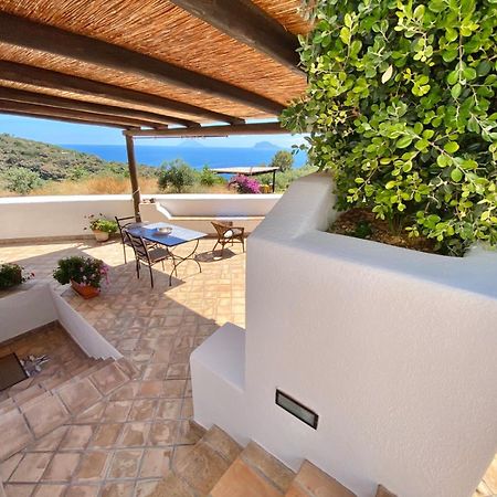 Case Vacanze Marina Longo Санта-Марина-Салина Номер фото
