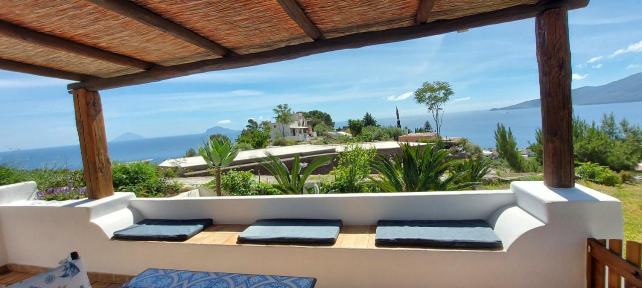 Case Vacanze Marina Longo Санта-Марина-Салина Экстерьер фото